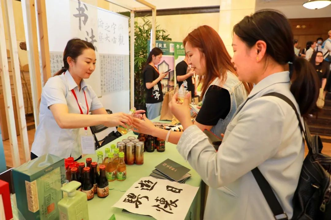 1752569797736534.jpg 3.jpg