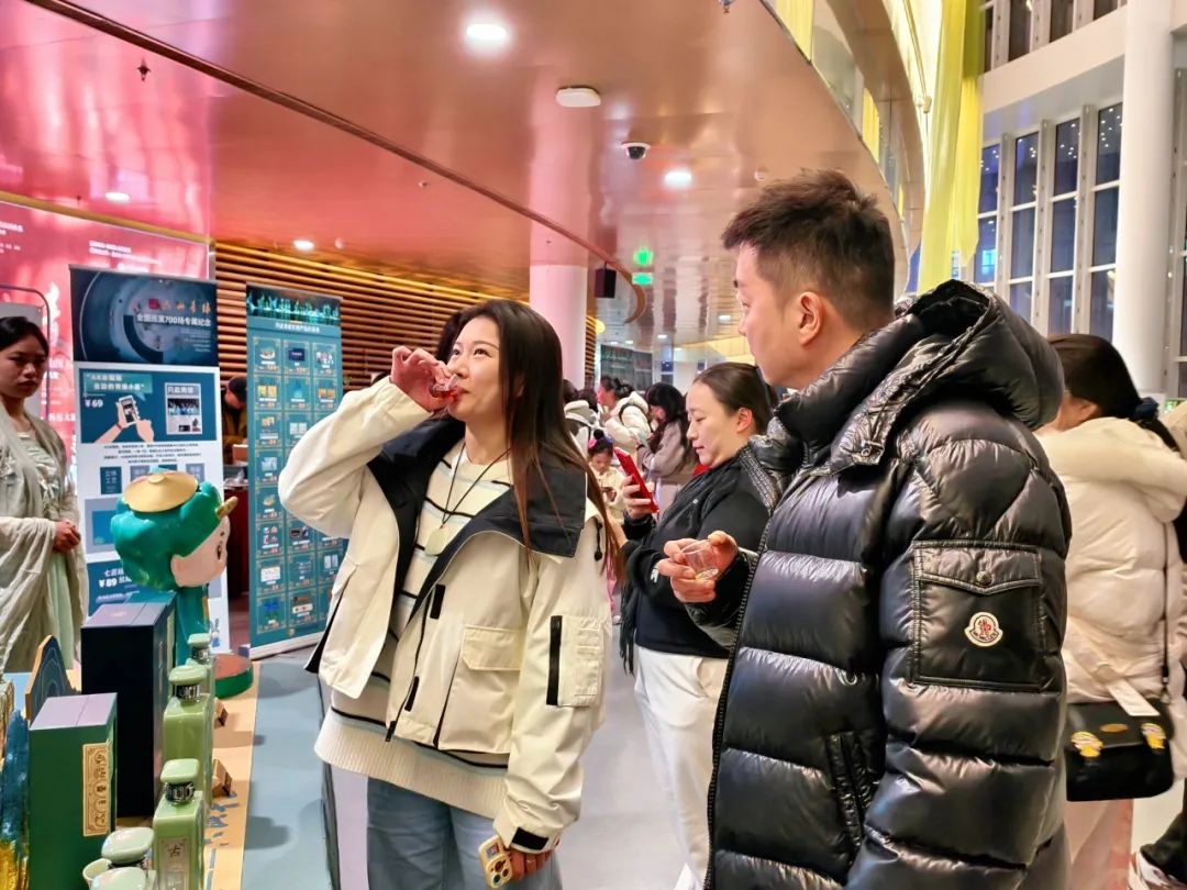 1752717274285540.jpg 3.jpg